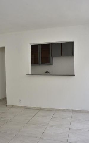 Apartamento para alugar com 65m², 2 quartos e 1 vagaSala