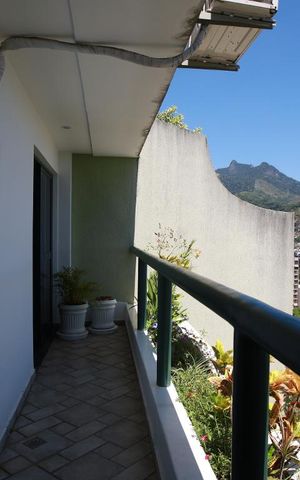 Apartamento para alugar com 280m², 4 quartos e 5 vagasVaranda