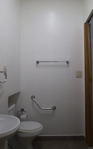 Apartamento para alugar com 280m², 4 quartos e 5 vagasBanheiro