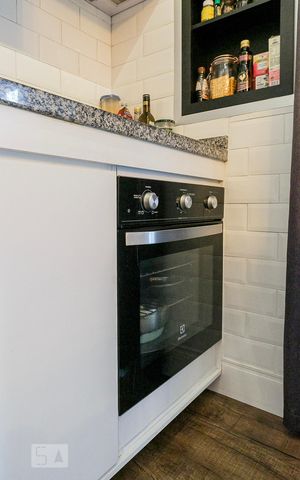 Studio para alugar com 36m², 1 quarto e 1 vaga Studio para alugar com 36m², 1 quarto e 1 vagaForno