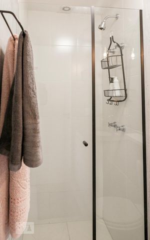 Studio para alugar com 36m², 1 quarto e 1 vaga Studio para alugar com 36m², 1 quarto e 1 vagaBanheiro da Suite