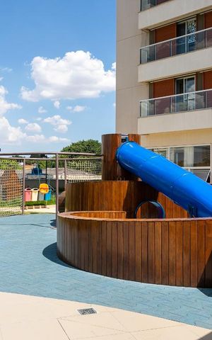 Apartamento à venda com 157m², 3 quartos e 3 vagas Apartamento à venda com 157m², 3 quartos e 3 vagasÁrea Comum - Playground