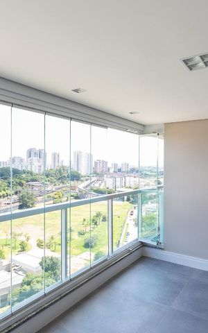 Apartamento à venda com 157m², 3 quartos e 3 vagas Apartamento à venda com 157m², 3 quartos e 3 vagasVaranda gourmet