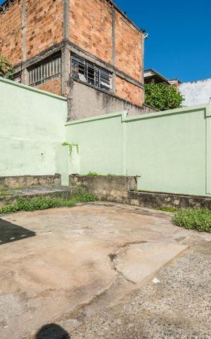 Casa para alugar com 220m², 3 quartos e 3 vagas Casa para alugar com 220m², 3 quartos e 3 vagasÁrea Segundo Andar