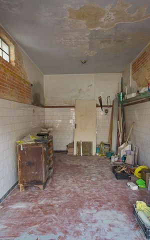 Casa à venda com 165m², 2 quartos e 1 vagaGaragem