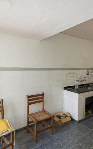 Casa à venda com 165m², 2 quartos e 1 vagaCozinha