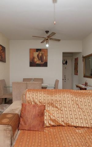 Apartamento para alugar com 105m², 3 quartos e 2 vagasSala