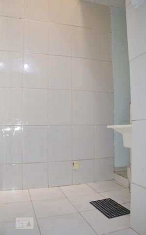 Casa à venda com 51m², 4 quartos e sem vagaÁrea de serviço