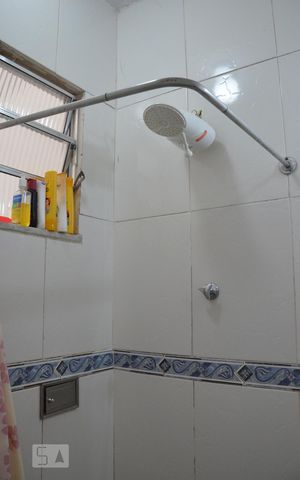 Casa à venda com 51m², 4 quartos e sem vagaBanheiro