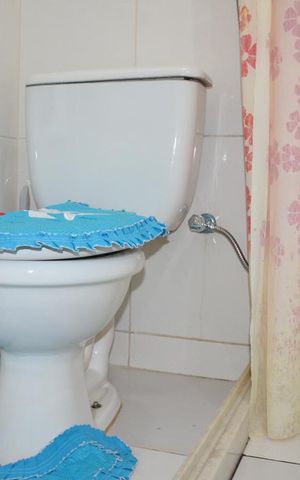 Casa à venda com 51m², 4 quartos e sem vagaBanheiro