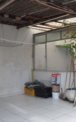 Casa à venda com 51m², 4 quartos e sem vagaTerraço