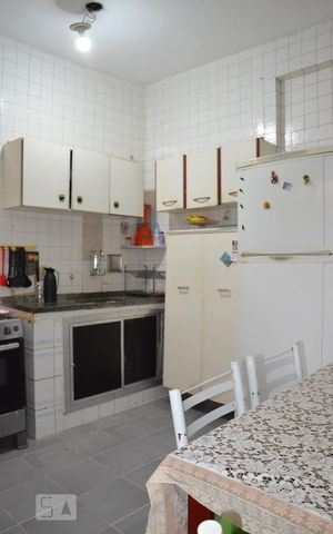 Casa à venda com 51m², 4 quartos e sem vagaCozinha