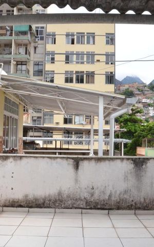 Casa à venda com 51m², 4 quartos e sem vagaTerraço