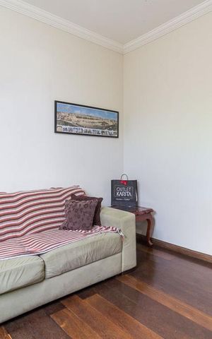 Casa para alugar com 460m², 4 quartos e 6 vagas Casa para alugar com 460m², 4 quartos e 6 vagasquarto 1