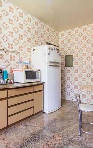 Casa para alugar com 460m², 4 quartos e 6 vagas Casa para alugar com 460m², 4 quartos e 6 vagasCozinha