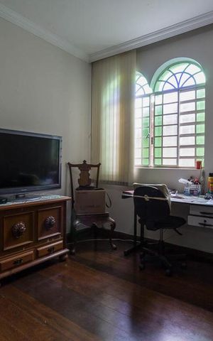 Casa para alugar com 460m², 4 quartos e 6 vagas Casa para alugar com 460m², 4 quartos e 6 vagasquarto 1