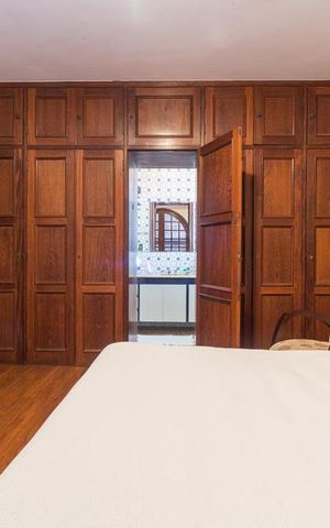 Casa para alugar com 460m², 4 quartos e 6 vagas Casa para alugar com 460m², 4 quartos e 6 vagassuíte