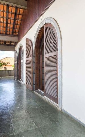 Casa para alugar com 460m², 4 quartos e 6 vagas Casa para alugar com 460m², 4 quartos e 6 vagasvaranda suíte