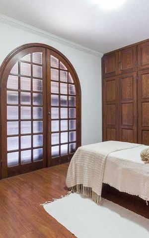 Casa para alugar com 460m², 4 quartos e 6 vagas Casa para alugar com 460m², 4 quartos e 6 vagasquarto 2