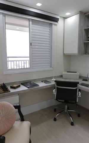 Apartamento à venda com 258m², 3 quartos e 6 vagasEscritório