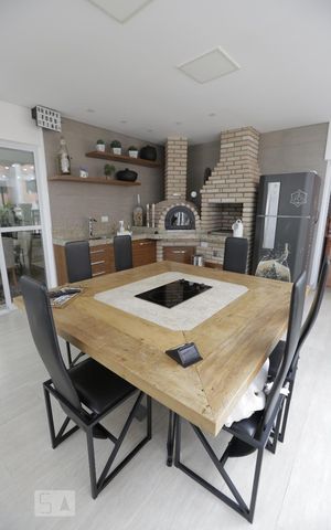 Apartamento à venda com 258m², 3 quartos e 6 vagasChurrasqueira