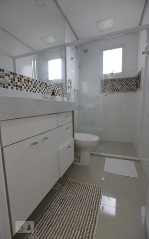 Apartamento à venda com 258m², 3 quartos e 6 vagasBanheiro da Suíte 1