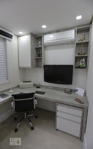 Apartamento à venda com 258m², 3 quartos e 6 vagasEscritório
