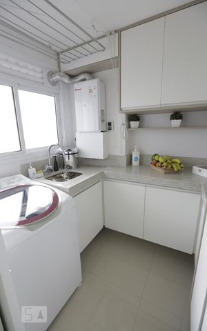 Apartamento à venda com 258m², 3 quartos e 6 vagasLavanderia