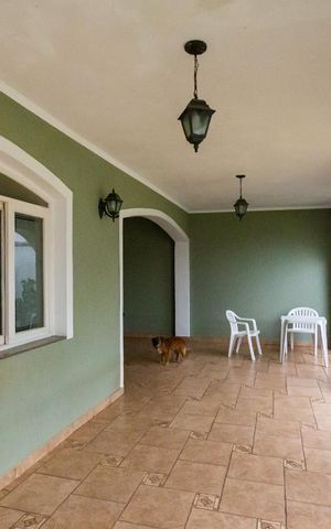 Casa à venda com 420m², 4 quartos e 2 vagas Casa à venda com 420m², 4 quartos e 2 vagasQuintal