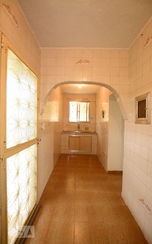 Apartamento à venda com 100m², 2 quartos e sem vagaCozinha