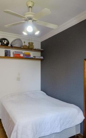 Apartamento à venda com 187m², 4 quartos e 3 vagasQuarto 2