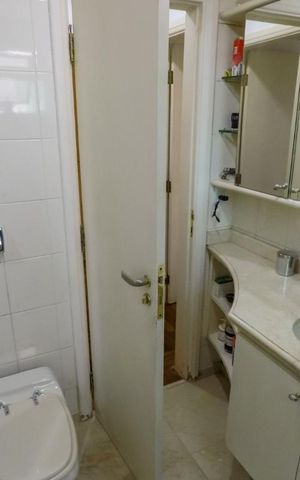 Apartamento à venda com 187m², 4 quartos e 3 vagasBanheiro