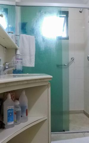 Apartamento à venda com 187m², 4 quartos e 3 vagasBanheiro