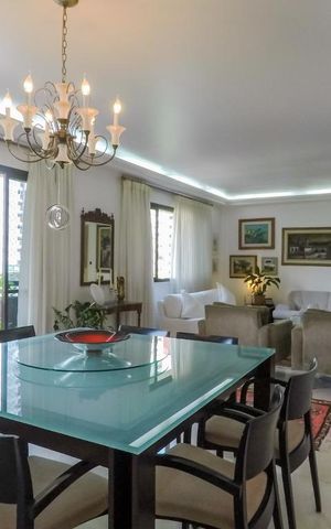 Apartamento à venda com 187m², 4 quartos e 3 vagasSala de Jantar
