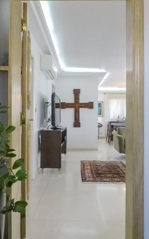 Apartamento à venda com 187m², 4 quartos e 3 vagasEntrada