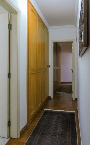 Apartamento à venda com 187m², 4 quartos e 3 vagasCorredor
