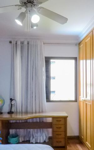 Apartamento à venda com 187m², 4 quartos e 3 vagasQuarto 2