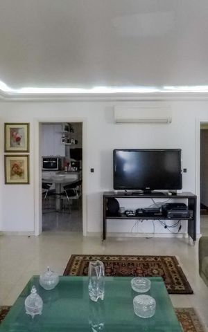 Apartamento à venda com 187m², 4 quartos e 3 vagasSala