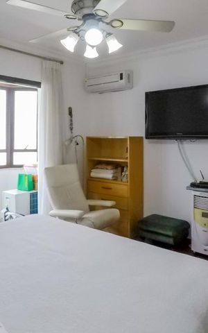 Apartamento à venda com 187m², 4 quartos e 3 vagasQuarto 4 - suite