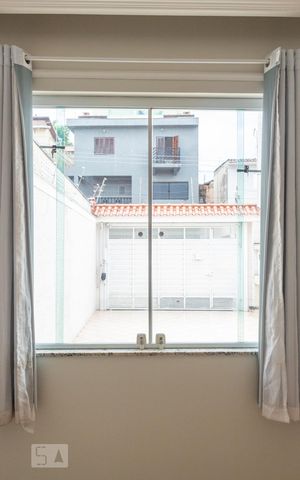 Casa à venda com 143m², 3 quartos e 2 vagasSala