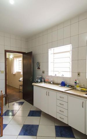 Casa à venda com 180m², 3 quartos e 6 vagasCozinha