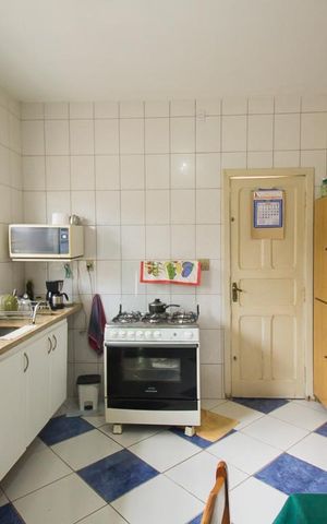Casa à venda com 180m², 3 quartos e 6 vagasCozinha
