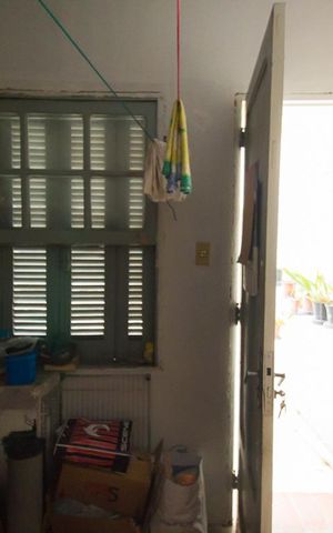 Casa à venda com 180m², 3 quartos e 6 vagasQuarto Serviço