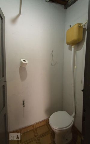 Casa à venda com 180m², 3 quartos e 6 vagasLavabo