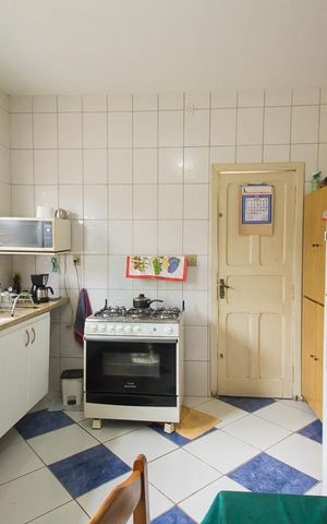 Casa à venda com 180m², 3 quartos e 6 vagasCozinha