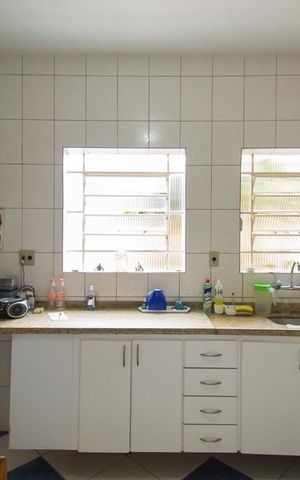 Casa à venda com 180m², 3 quartos e 6 vagasCozinha