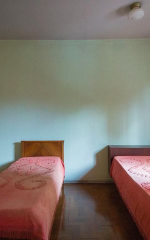 Casa à venda com 180m², 3 quartos e 6 vagasQuarto 2 - Suíte
