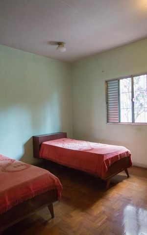Casa à venda com 180m², 3 quartos e 6 vagasQuarto 2 - Suíte