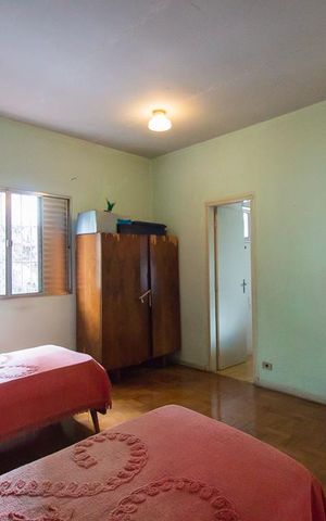 Casa à venda com 180m², 3 quartos e 6 vagasQuarto 2 - Suíte