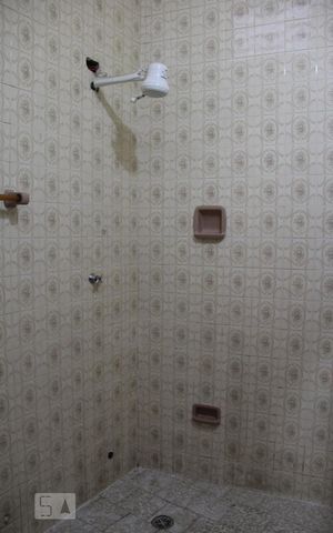 Apartamento para alugar com 80m², 2 quartos e sem vagaBanheiro 